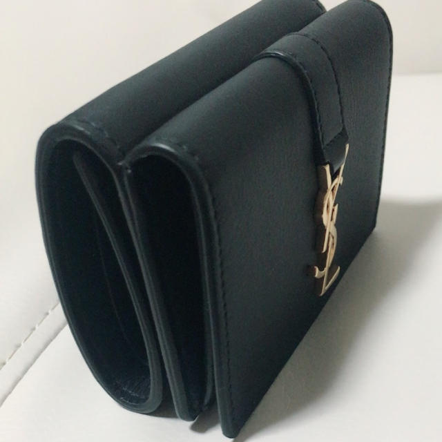 新品☆YSL☆イブサンローラン☆三つ折り財布 新品☆YSL☆イブサンローラン☆三つ折り財布