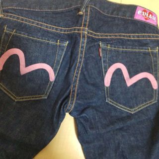 EVISU(デニム/ジーンズ)のフリマアイテム一覧 EVISU(デニム/ジーンズ)のフリマアイテム一覧