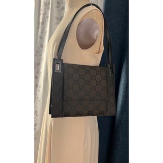 GUCCI - 新品 未使用グッチ/GUCCI ダイアナ ショルダーバッグ GUCCI - 新品 未使用グッチ/GUCCI ダイアナ ショルダーバッグ