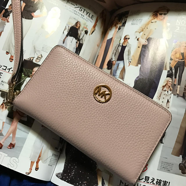 Michael Kors(マイケルコース)のMichael Kors 財布 レディースのファッション小物(財布)の商品写真