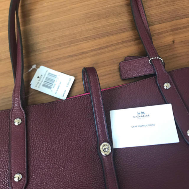 COACH(コーチ)のさみ様専用★Coach★新品未使用のトートバッグ レディースのバッグ(トートバッグ)の商品写真