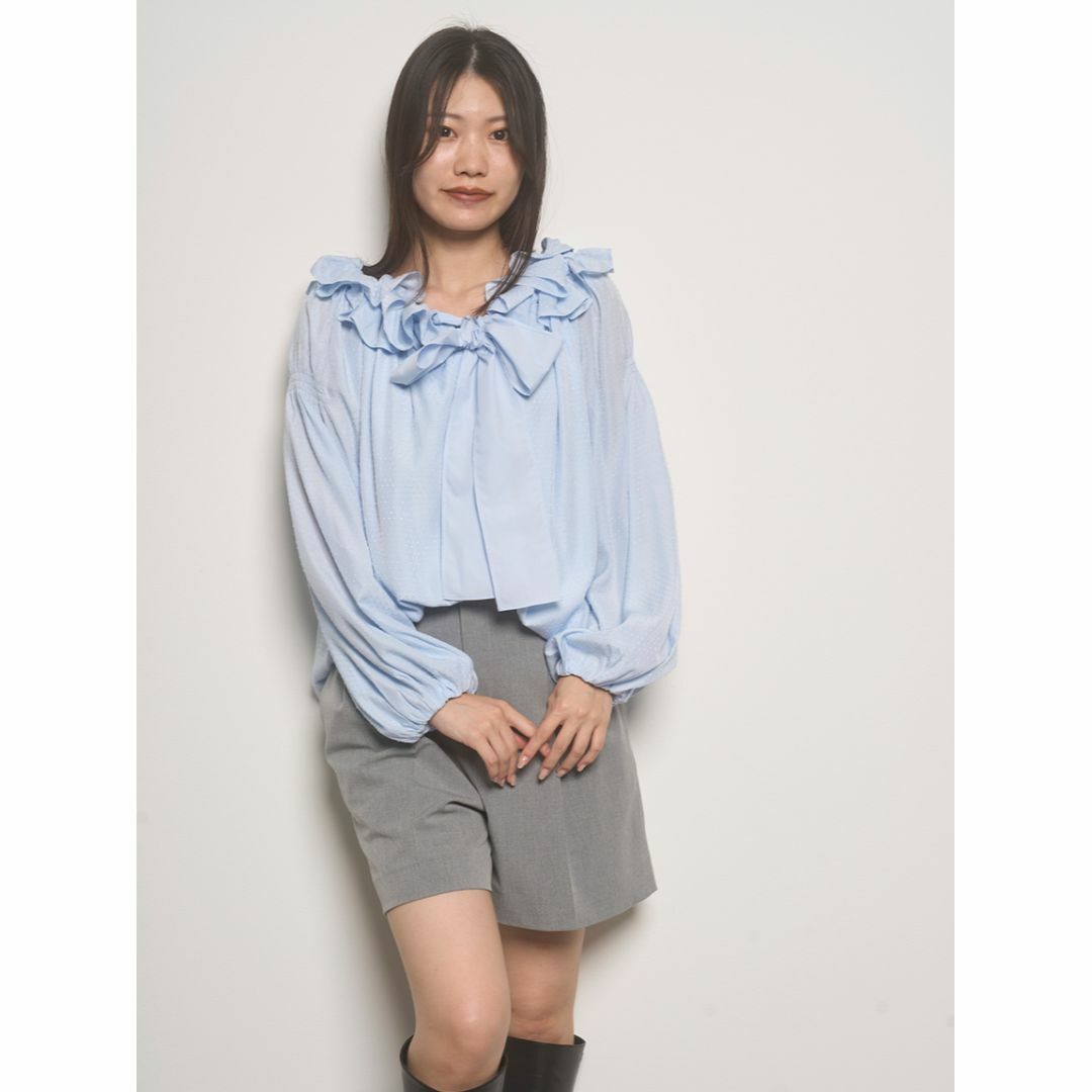 CELFORD(セルフォード)のセルフォード スモックブラウス ライトブルー レディースのトップス(シャツ/ブラウス(長袖/七分))の商品写真