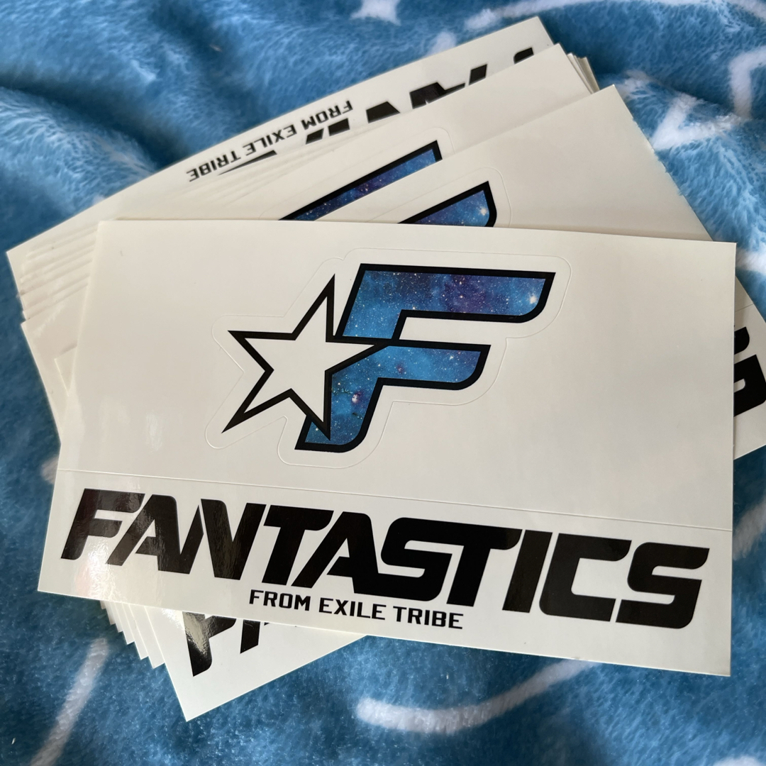 FANTASTICS from EXILE TRIBE(ファンタスティックスフロムエグザイルトライブ)のFANTASTICS 非売品特典ステッカー10枚 エンタメ/ホビーのタレントグッズ(男性タレント)の商品写真