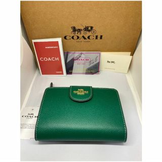 COACH(財布 ・ グリーン・カーキ/緑色系)のフリマアイテム一覧 COACH(財布 ・ グリーン・カーキ/緑色系)のフリマアイテム一覧
