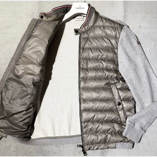 MONCLER(ダウンジャケット ・ グレー/灰色系)のフリマアイテム一覧 MONCLER(ダウンジャケット ・ グレー/灰色系)のフリマアイテム一覧