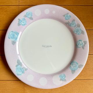 Guy Laroche(食器)のフリマアイテム一覧 Guy Laroche(食器)のフリマアイテム一覧