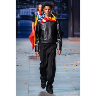 LOUIS VUITTON - LOUIS VUITTON パンツ スラックス ストレート LOUIS VUITTON - LOUIS VUITTON パンツ スラックス ストレート