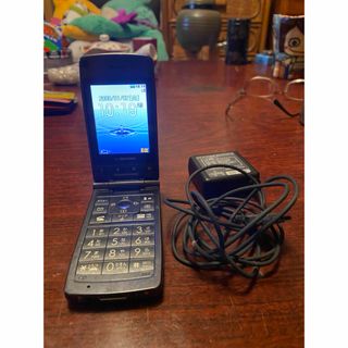 NTTdocomo - ☆中古動作品 ドコモ ワンナンバーフォン ON 01 の NTTdocomo - ☆中古動作品 ドコモ ワンナンバーフォン ON 01 の