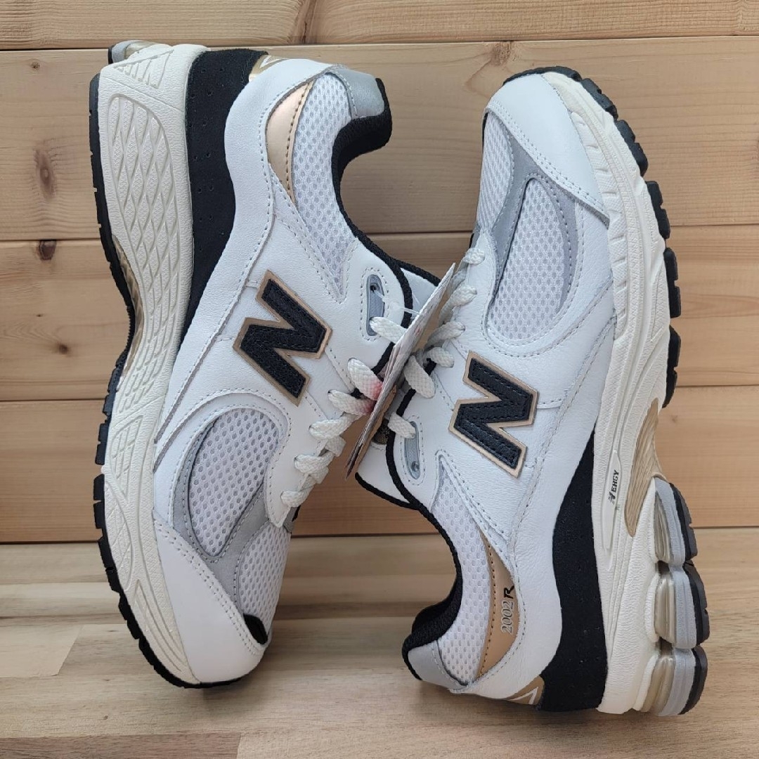 New Balance - ニューバランス M2002RPN ホワイト/ゴールド 25cm New Balance - ニューバランス M2002RPN ホワイト/ゴールド 25cm