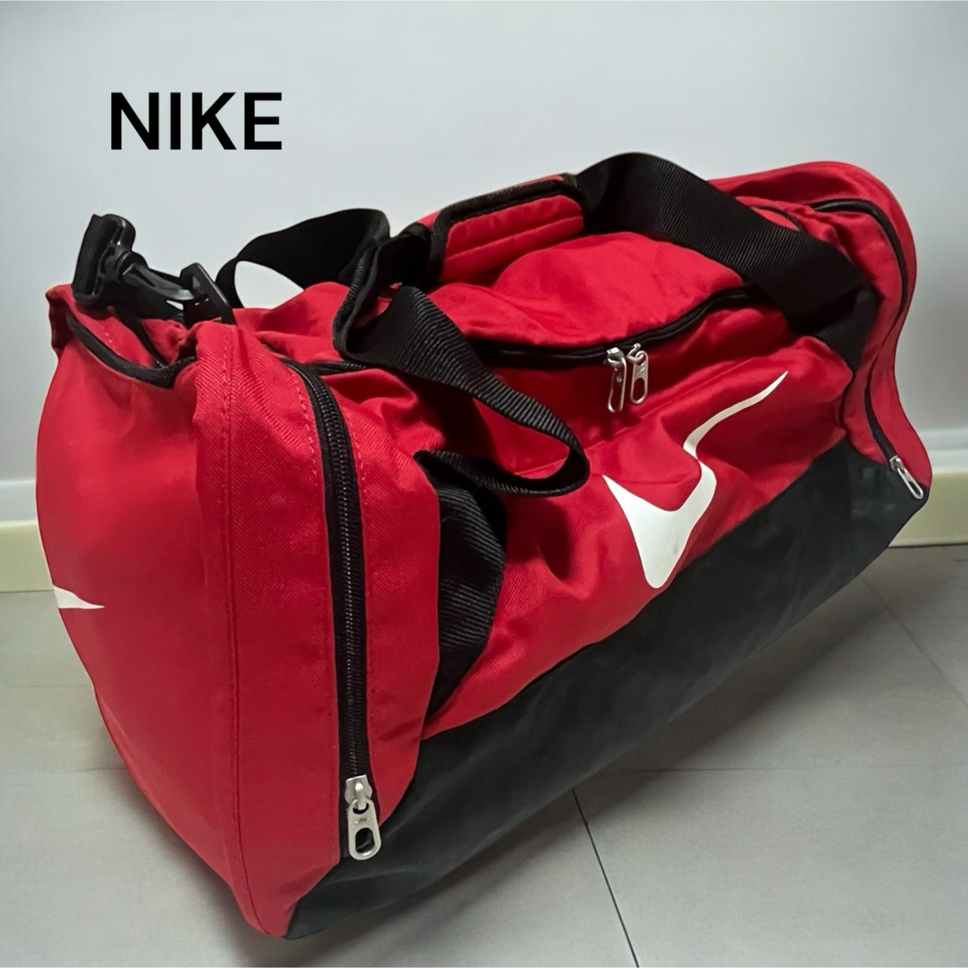 ナイキ　ボストンバッグ　スポーツバッグ　グレー　NIKE　旅行　修学旅行 費やさ