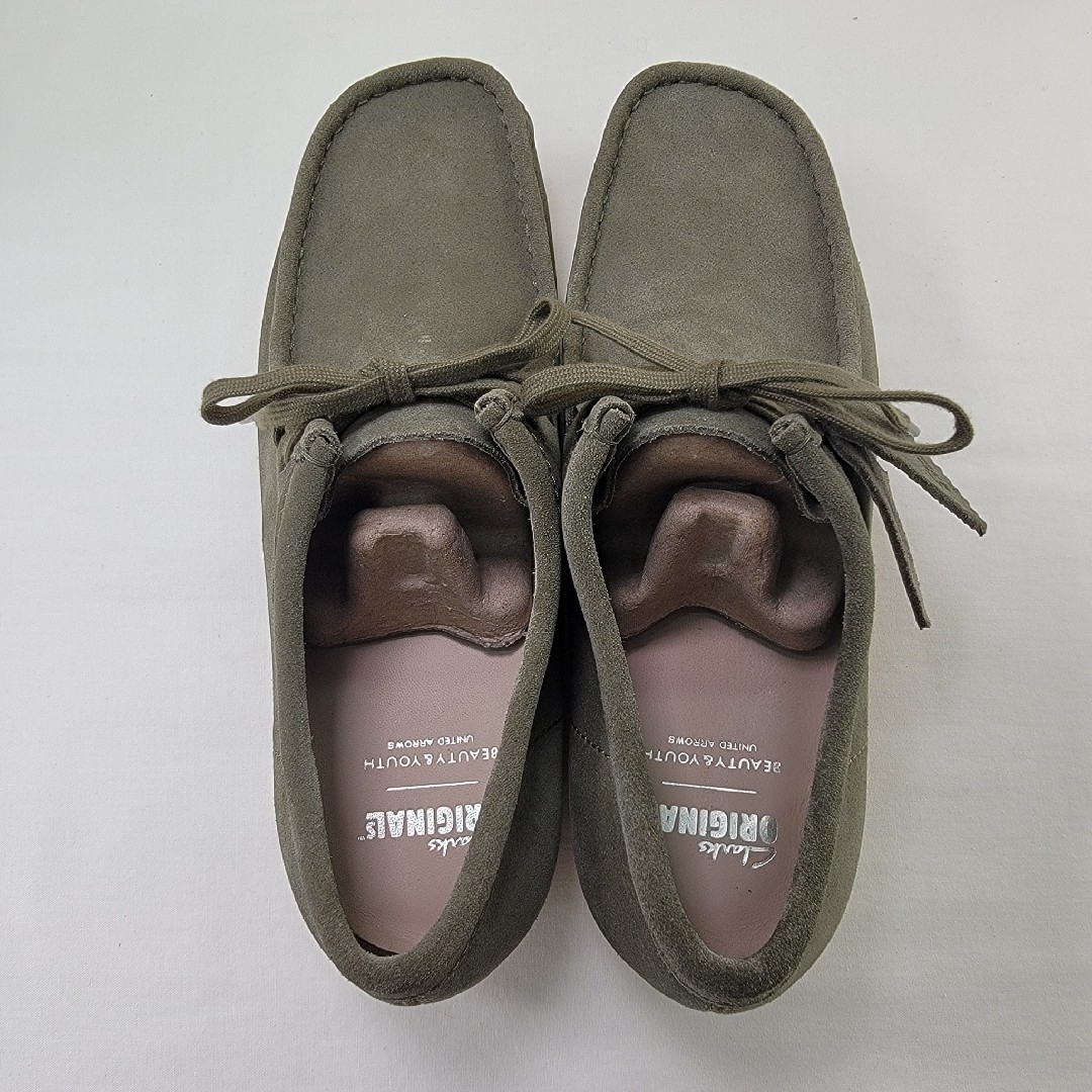 Clarks - クラークス ワラビー ビューティー&ユース 別注 アース Clarks - クラークス ワラビー ビューティー&ユース 別注 アース
