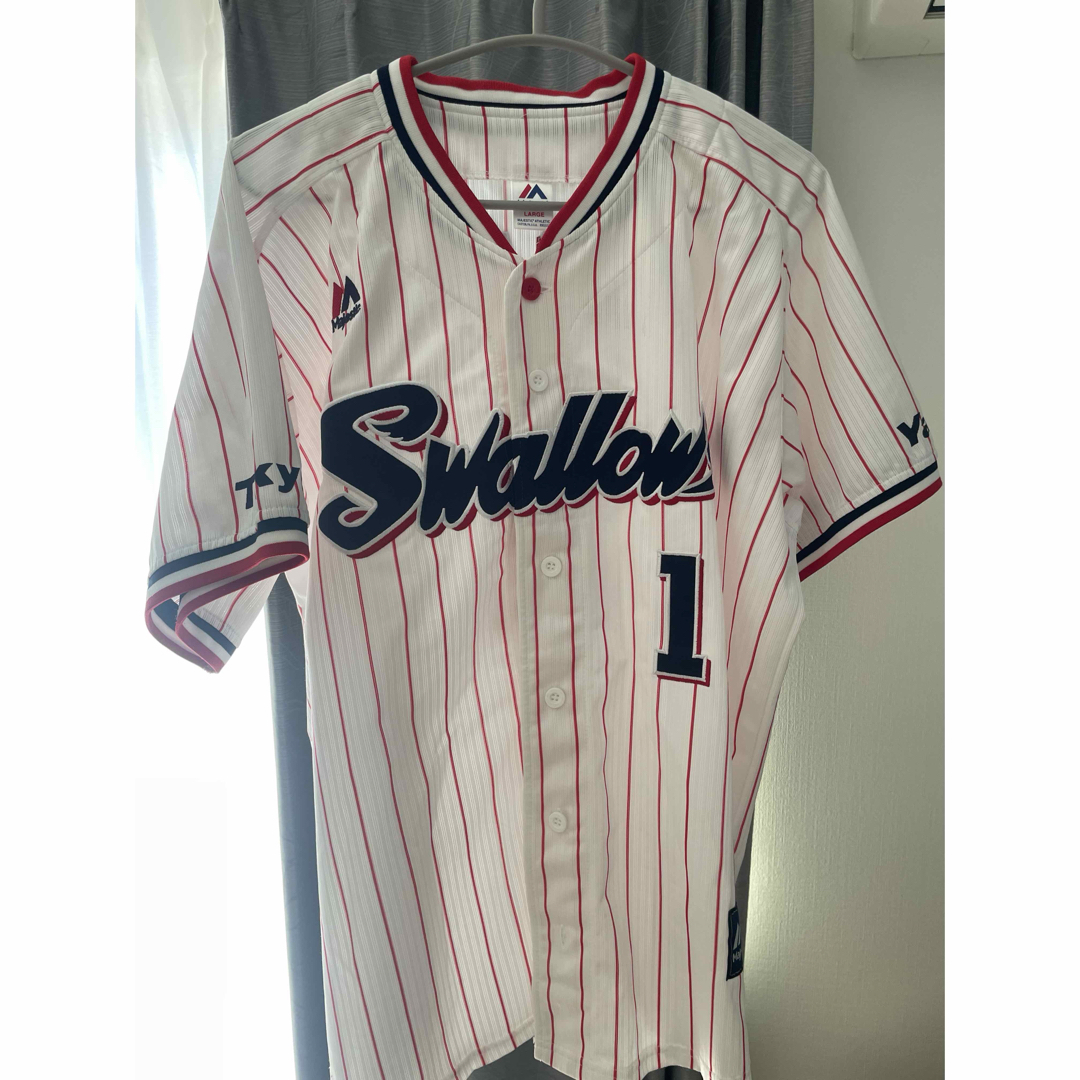 Amazon.co.jp: 山田哲人/2015優勝ワッペン付きユニホーム Amazon.co.jp: 山田哲人/2015優勝ワッペン付きユニホーム