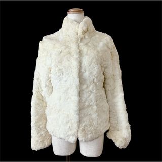 CECIL McBEE(毛皮/ファーコート)のフリマアイテム一覧 CECIL McBEE(毛皮/ファーコート)のフリマアイテム一覧