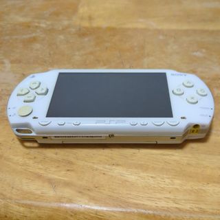 プレイステーションポータブル(PlayStation Portable)のPSP 1000(携帯用ゲーム機本体)