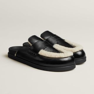 HERMES - 未使用HERMESオズミュール37ムートンファーキャメル HERMES - 未使用HERMESオズミュール37ムートンファーキャメル