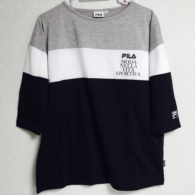 FILA(フィラ)の限定1着‼️✨FILA 切替 Ｔシャツ レディースのトップス(Tシャツ(半袖/袖なし))の商品写真