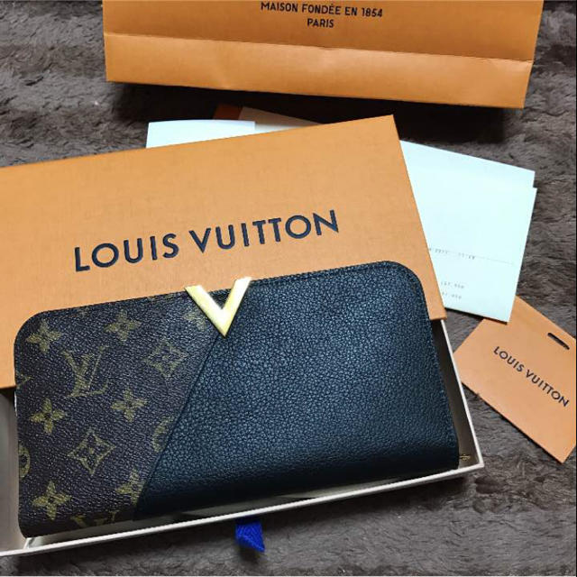 LOUIS VUITTON(ルイヴィトン)のlily 様 専用 メンズのファッション小物(長財布)の商品写真