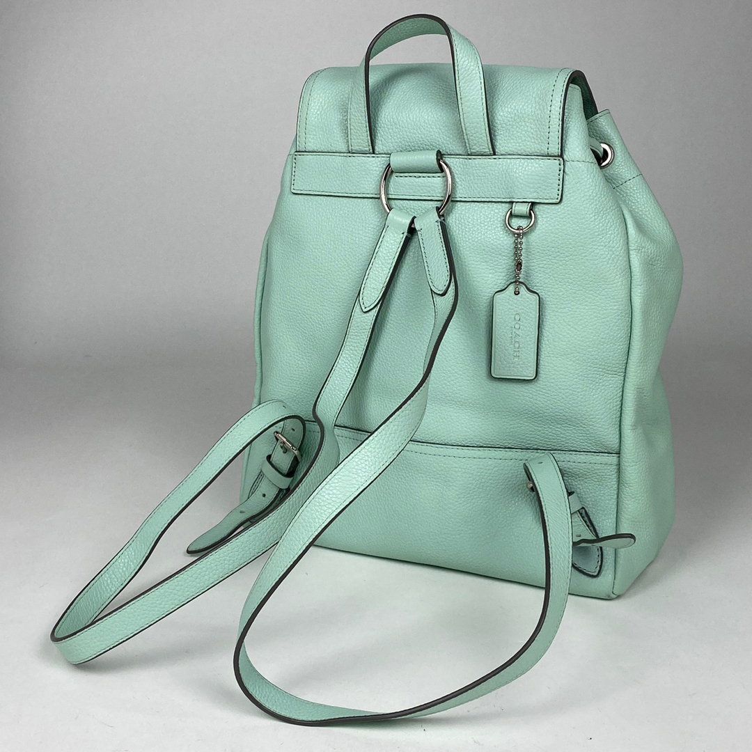 Yuina コーチ リュック ライムグリーン COACH【ほぼ新品】 - バッグ Yuina コーチ リュック ライムグリーン COACH【ほぼ新品】 - バッグ