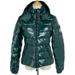 MONCLER(ダウンジャケット ・ グリーン・カーキ/緑色系)の MONCLER(ダウンジャケット ・ グリーン・カーキ/緑色系)の