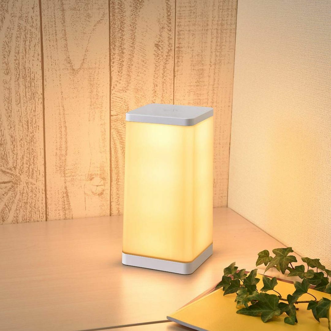 【特価セール】オーム(OHM) 電機 LEDタッチライト 調光式 電球色 TT- インテリア/住まい/日用品のライト/照明/LED(その他)の商品写真
