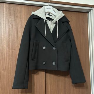 ZARA - 新品 ZARA フードレイヤークロップドジャケットの通販 ZARA - 新品 ZARA フードレイヤークロップドジャケットの通販