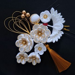 つまみ細工のバレッタの通販 by kozakura's shop｜ラクマ