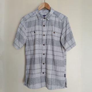 パタゴニア(patagonia)の【XS】patagonia メンズ・バックステップ・シャツ(シャツ)