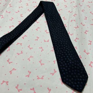 エンポリオアルマーニ(EMPORIO ARMANI)の新品　エンポリオ アルマーニ　ビジネス　ネクタイ　ネイビー　(CH3306)(ネクタイ)