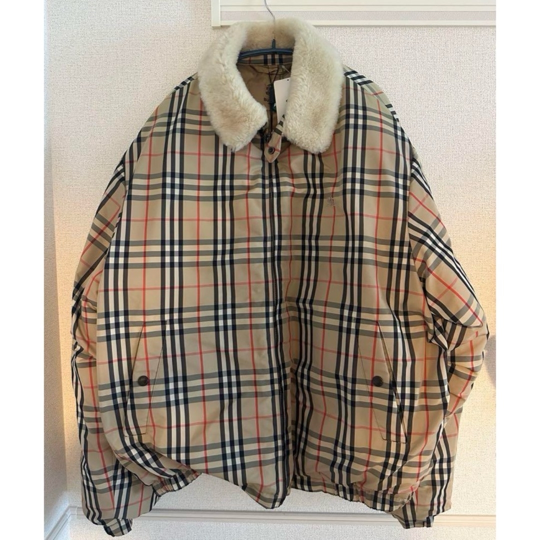BURBERRY - supreme burberry ダウン ジャケット ベージュの通販 BURBERRY - supreme burberry ダウン ジャケット ベージュの通販