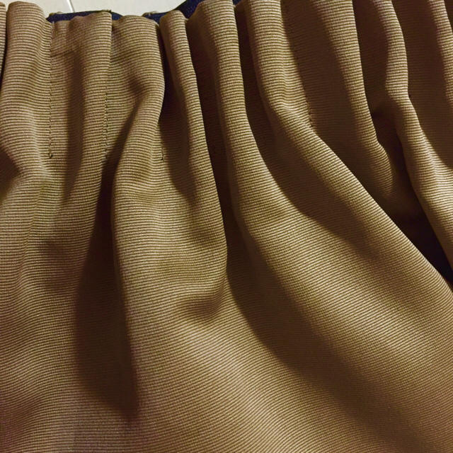 URBAN RESEARCH(アーバンリサーチ)のみゆ姫様専用 美品 URBAN RESEARCH ROSSO タックゴムスカート レディースのスカート(ひざ丈スカート)の商品写真