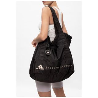 adidas by Stella McCartney(トートバッグ)のフリマアイテム一覧 adidas by Stella McCartney(トートバッグ)のフリマアイテム一覧