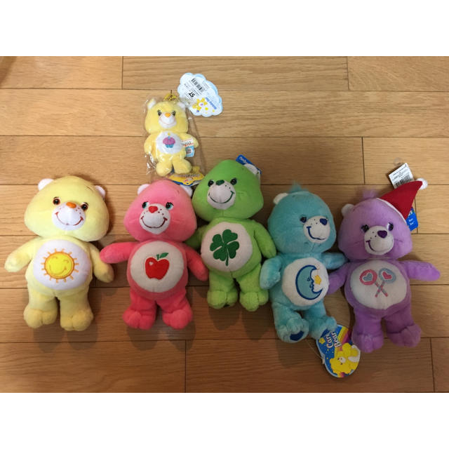 CareBears(ケアベア)のケアベア ぬいぐるみ 6体 嵐カラー エンタメ/ホビーのおもちゃ/ぬいぐるみ(ぬいぐるみ)の商品写真