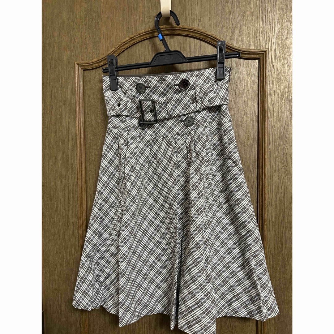 新品 BURBERRYBLUElabel バーバリーブルーレーベル スカート 新品 BURBERRYBLUElabel バーバリーブルーレーベル スカート