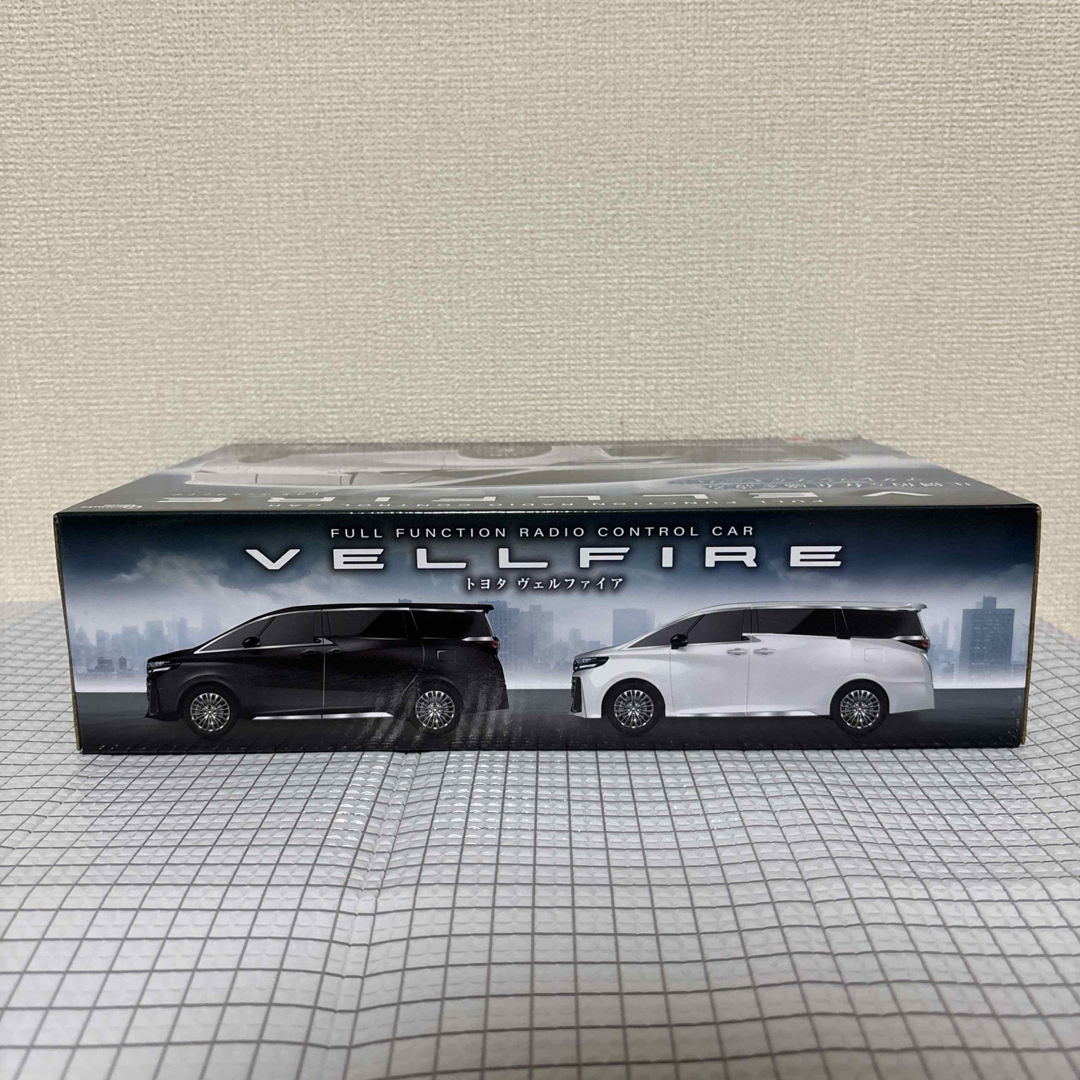 トヨタ ヴェルファイア ラジコン ホワイトの通販 by ゲン|ラクマ トヨタ ヴェルファイア ラジコン ホワイトの通販 by ゲン|ラクマ