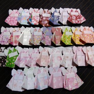 《ハンドメイド》折り紙千代紙で作った桜柄着物の箸入れ30点(その他)