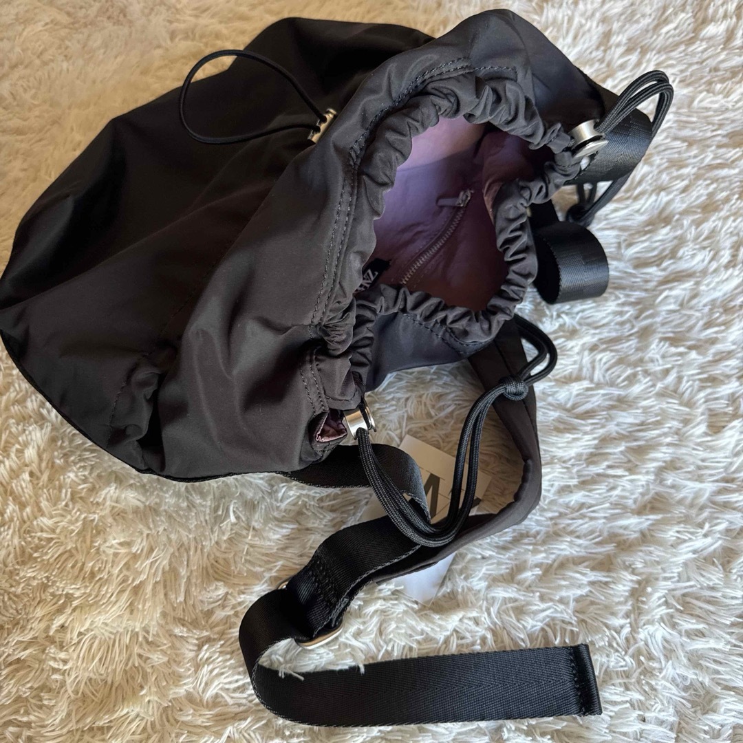 ZARA - ZARA ナイロン巾着バッグの通販 by Sofiya |ザラならラクマ ZARA - ZARA ナイロン巾着バッグの通販 by Sofiya |ザラならラクマ