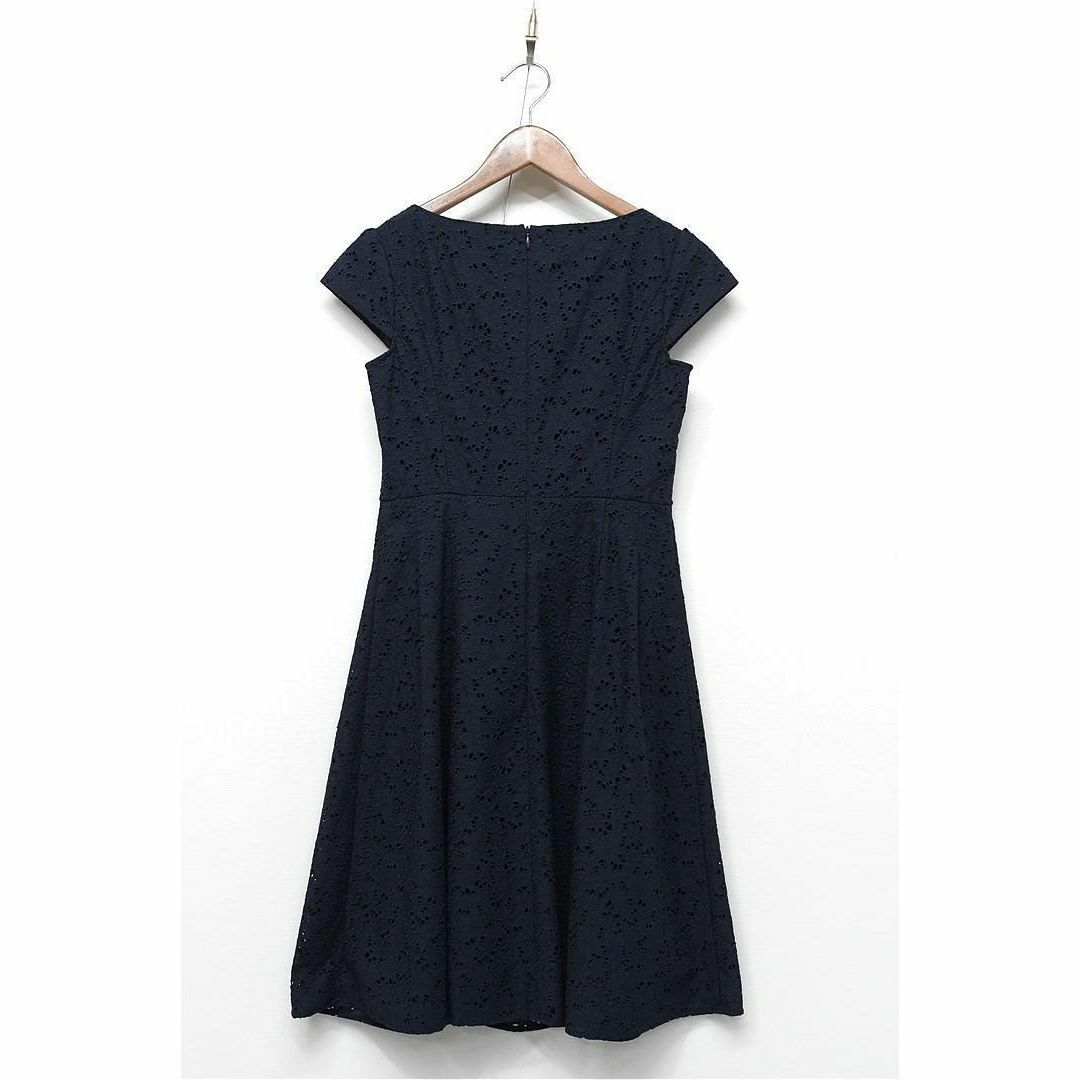 TOCCA ワンピース Sサイズ 0 ホワイト×ブラック×ベージュ 花柄 TOCCA ワンピース Sサイズ 0 ホワイト×ブラック×ベージュ 花柄