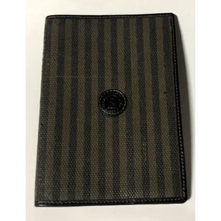 FENDI(パスケース/IDカードホルダー)のフリマアイテム一覧 FENDI(パスケース/IDカードホルダー)のフリマアイテム一覧