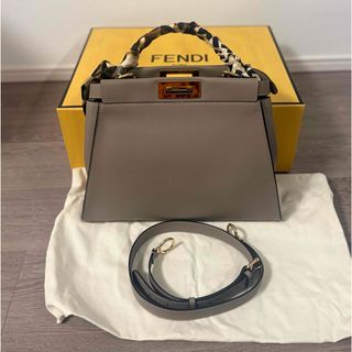 FENDI(レオパード ・ ハンドバッグ)のフリマアイテム一覧 FENDI(レオパード ・ ハンドバッグ)のフリマアイテム一覧