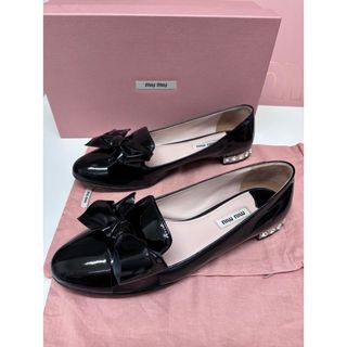 MIU MIU(ローファー/革靴)のフリマアイテム一覧 MIU MIU(ローファー/革靴)のフリマアイテム一覧