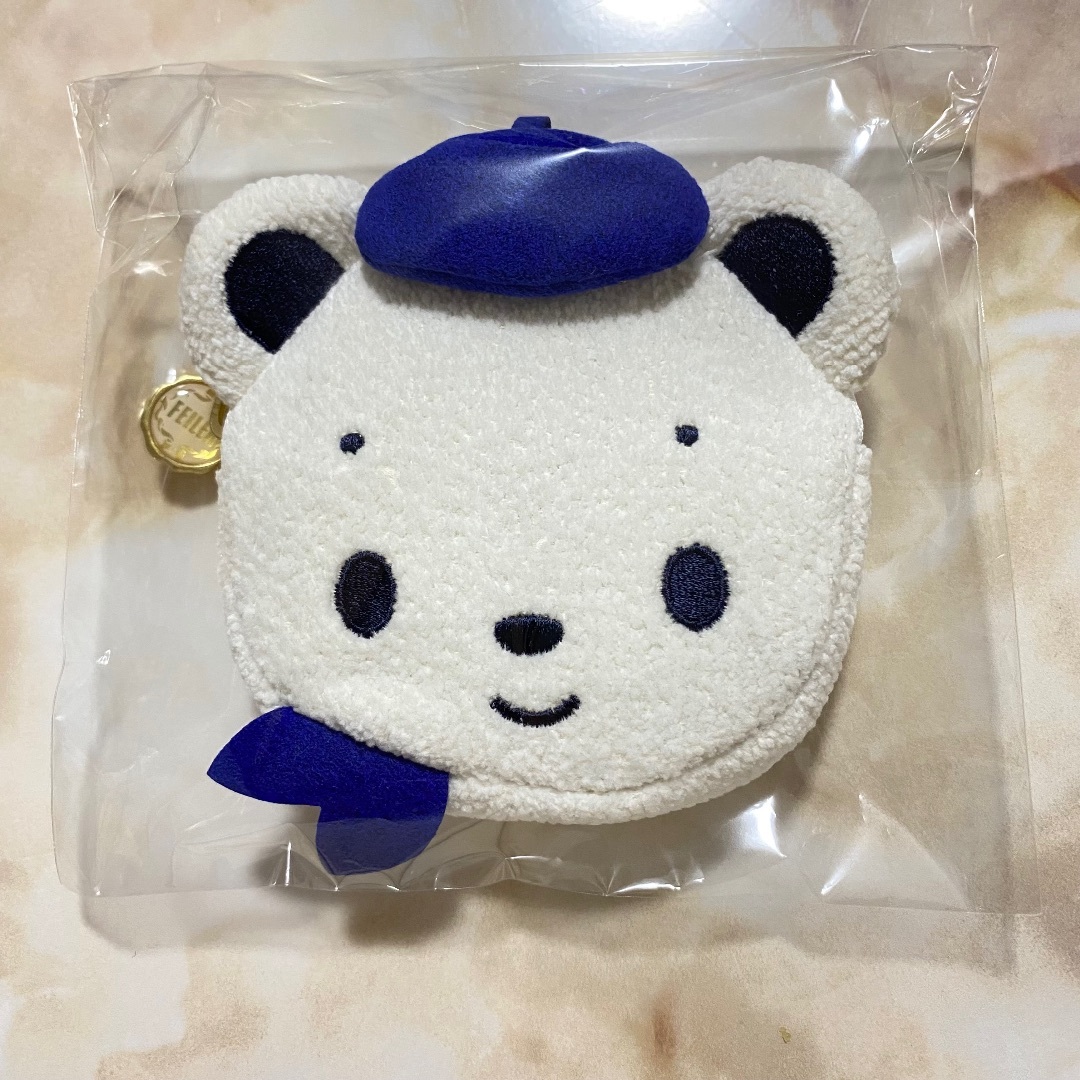 ファミリア　フェイラー　チャームポーチ　ファミちゃん　新品未使用 新品未使用 ファミリア フェイラー コラボ チャームポーチ