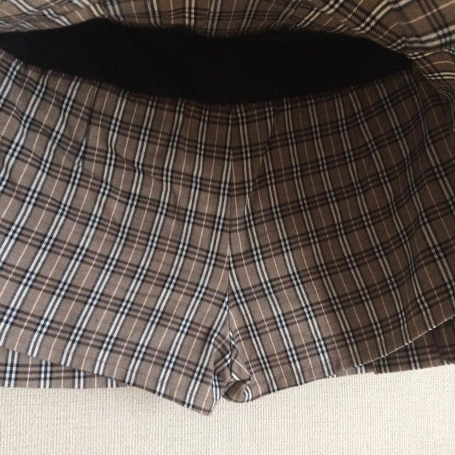 BURBERRY(バーバリー)の美品 BURBERRY チェックプリーツスカート バーバリーブルレ 三陽商会 レディースのスカート(ミニスカート)の商品写真