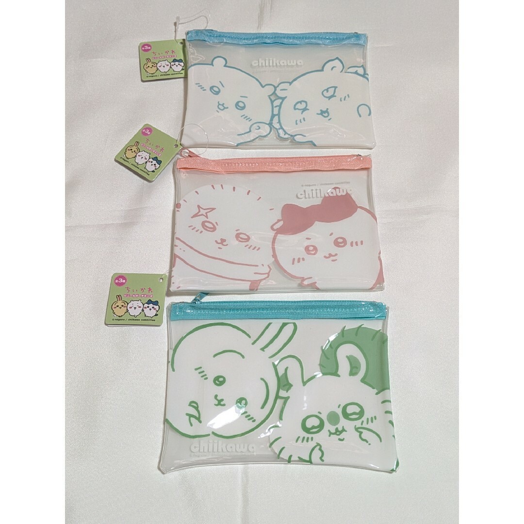 ちいかわ(チイカワ)のちいかわ ビニールポーチ 3種 エンタメ/ホビーのおもちゃ/ぬいぐるみ(キャラクターグッズ)の商品写真