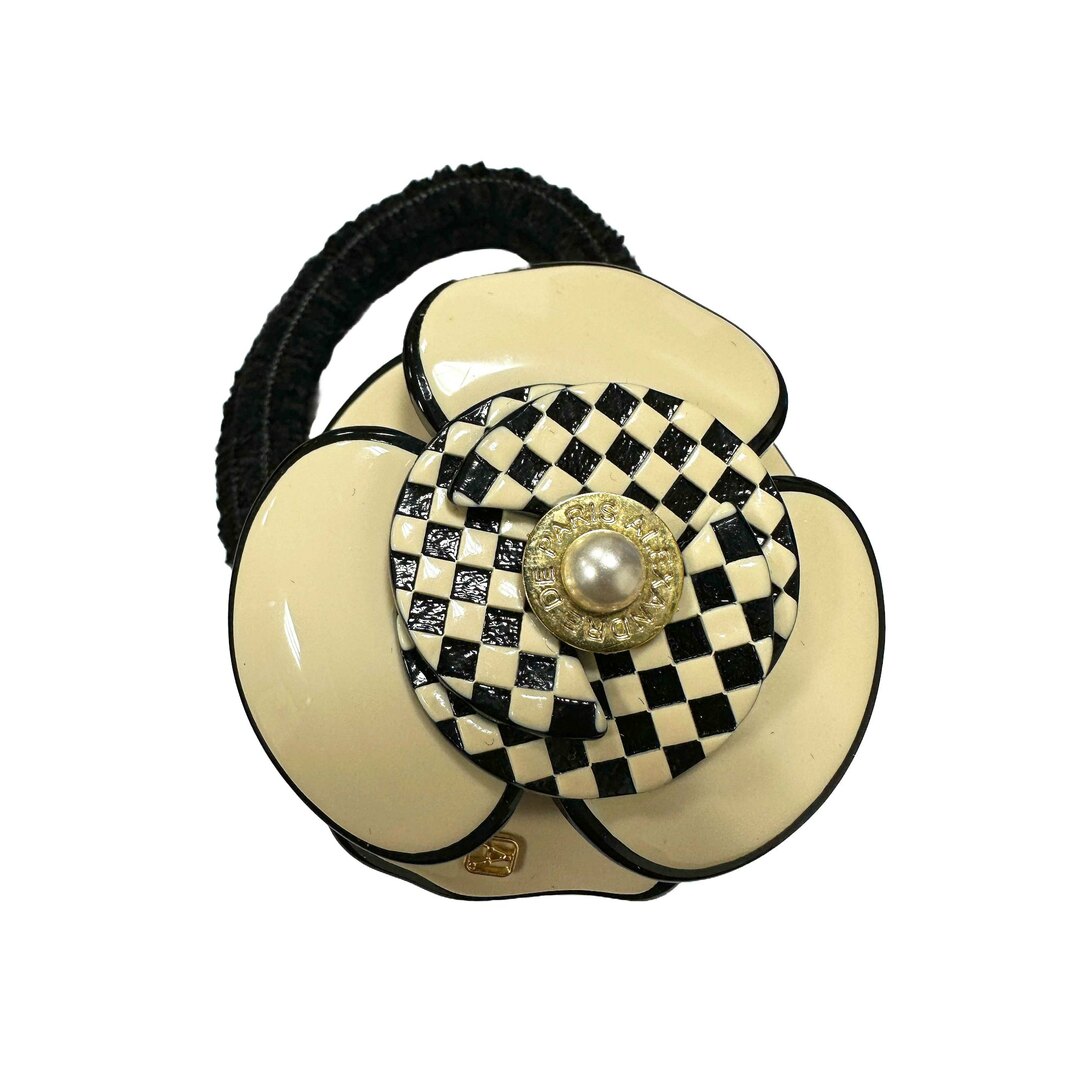 ALEXANDRE DE PARIS - 新品・未使用♡ アレクサンドル ドゥ パリ カメリア ブローチ コサージュの通販 by 葵's SHOP｜ アレクサンドルドゥパリならラクマ