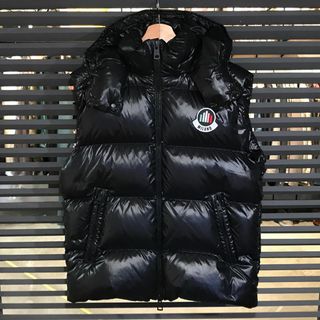 MONCLER - 最終セール❗️モンクレール【MONCLER】ダウンベスト MONCLER - 最終セール❗️モンクレール【MONCLER】ダウンベスト