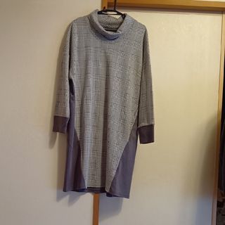 切り替えワンピース(ひざ丈ワンピース)