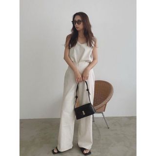 ACYM - ACYM Frill shoulder flare タンク カーキの通販 by ACYM - ACYM Frill shoulder flare タンク カーキの通販 by
