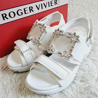 ROGER VIVIER - 美品 ロジェヴィヴィエ フラット サンダル ROGER VIVIER - 美品 ロジェヴィヴィエ フラット サンダル
