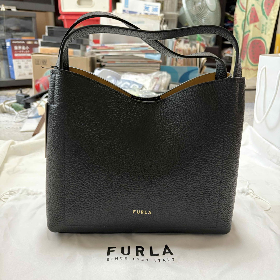 FURLA - フルラ プリムラ ホーボー ショルダーバッグ 2WAY 新品 FURLA - フルラ プリムラ ホーボー ショルダーバッグ 2WAY 新品