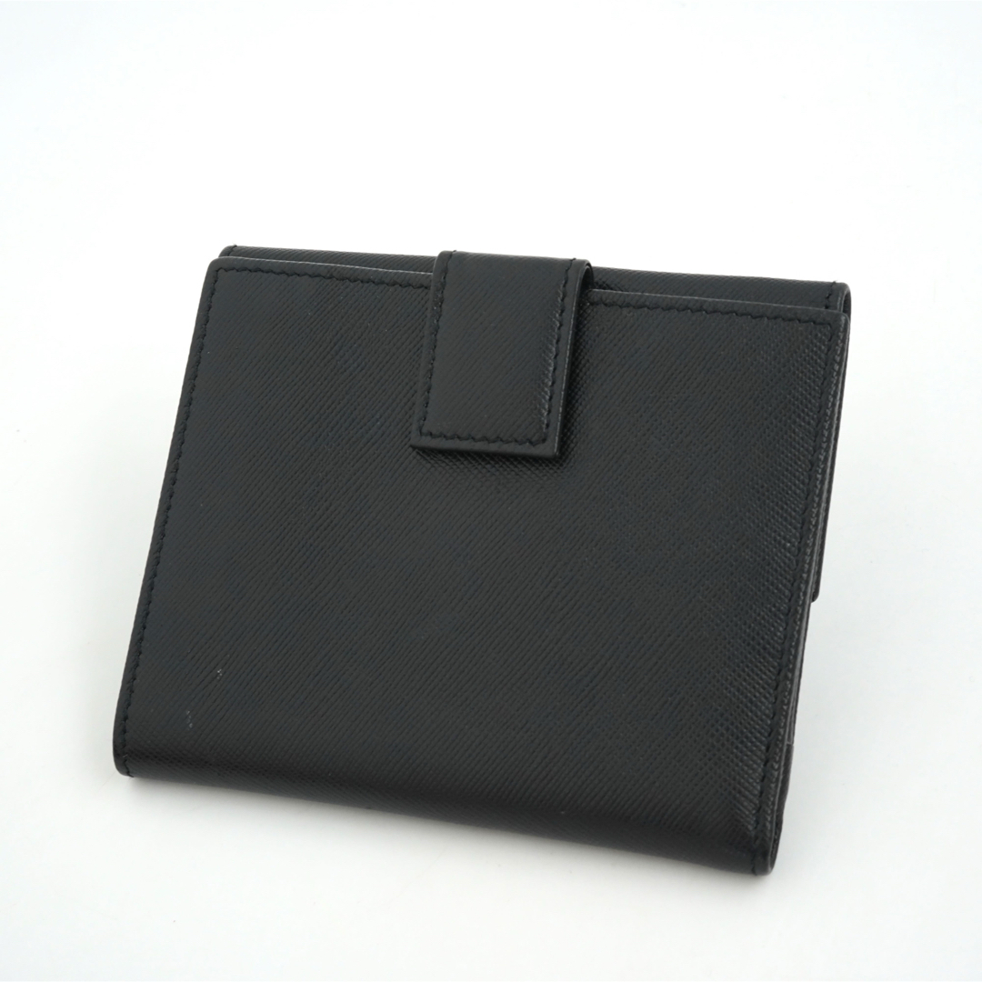 新品未使用品】Salvatore Ferragamo 折り財布 ガンチーニ 黒 新品未使用品】Salvatore Ferragamo 折り財布 ガンチーニ 黒